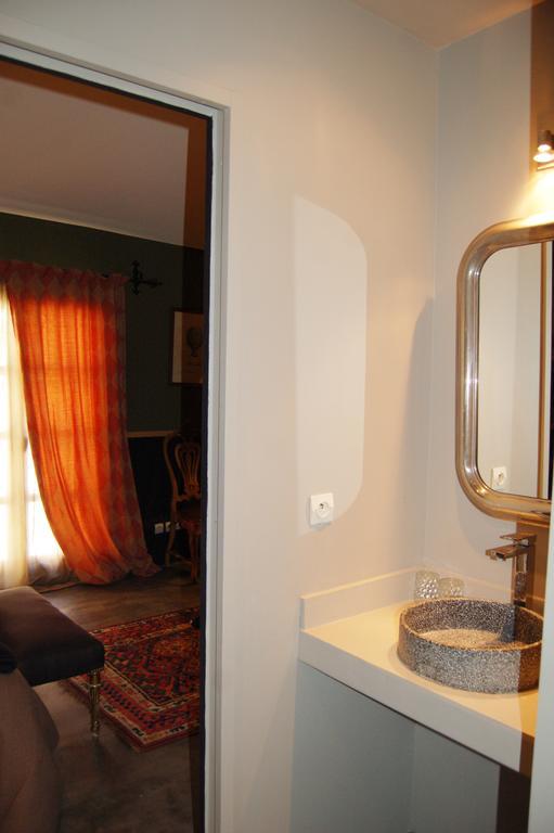 مبيت وإفطار سالس-ليه-شاتو Casa Montes المظهر الخارجي الصورة
