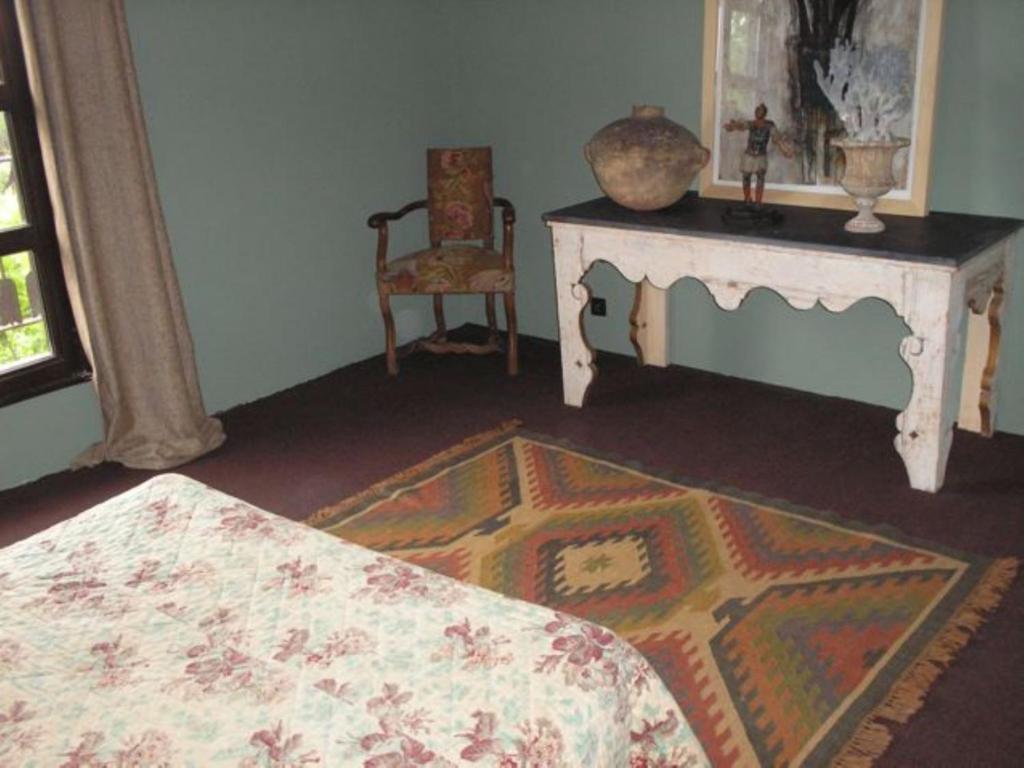 مبيت وإفطار سالس-ليه-شاتو Casa Montes الغرفة الصورة